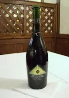 Fekete Leányka száraz vörösbor 